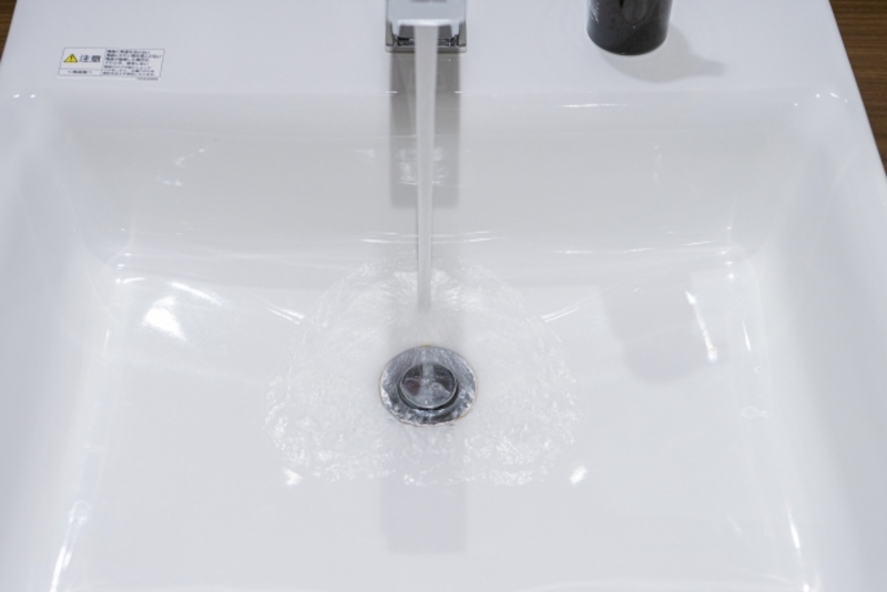 洗面所の排水溝掃除を検討中