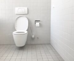 トイレ掃除のコツで綺麗にしたトイレ