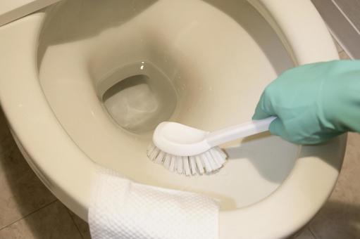 おすすめのトイレ掃除道具ではキレイにならなかったトイレの掃除