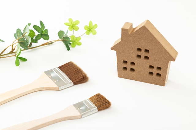 注意点がある外壁塗装のイメージ