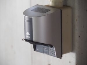 EVコンセントに漏電ブレーカーは必要？安全基準と設置のポイントを徹底解説