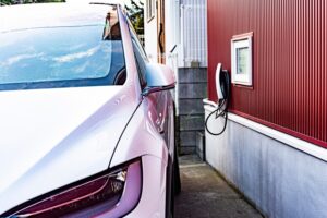 EVコンセントの充電に最適なブレーカー容量とは？安全な選定ポイントを解説