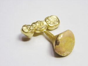 純度がわからない金歯