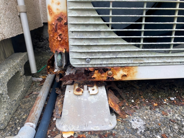 室外機のサビ進行度