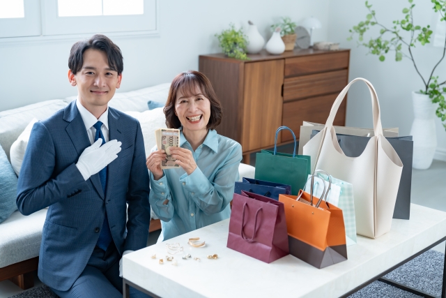 【口コミは良好】さすがやの買取方法・対象商品