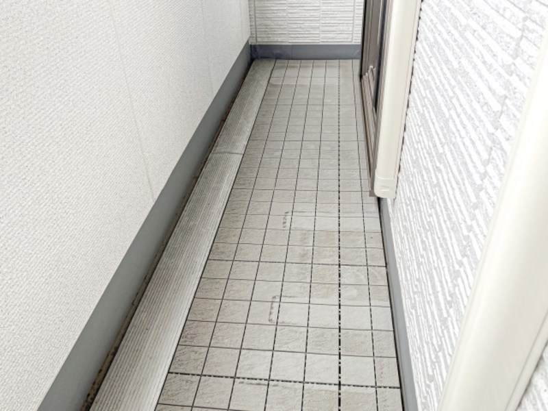 ベランダの蜂の巣が小さい