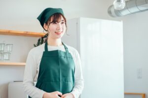 くらしのマーケットで依頼した家事代行の女性スタッフ