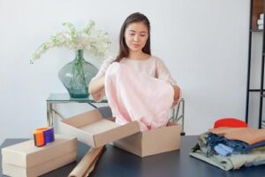トリファクスタイルの口コミ・評判を聞いて買取してもらうための準備をしている人