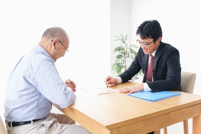 屋根修理の詐欺に関連したニュース事例