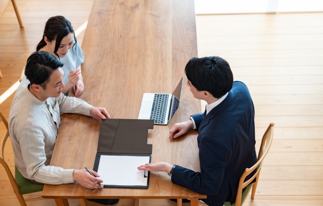 外壁塗装の詐欺・しつこい営業に注意！対処法と業者選びのポイント