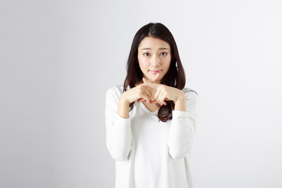 トレファクスタイルの買取サービスの悪い口コミ・評判を解説する女性