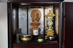 仏壇をおすすめ買取業者に査定に出したい人が撮影した画像