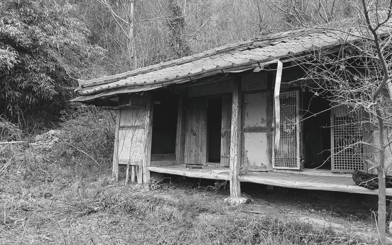 空き家に防犯カメラ(監視カメラ)は実際必要？効果の高い配置や併用対策も解説