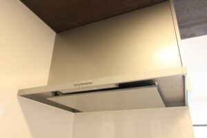 クリナップに掃除依頼するか考えているレンジフード