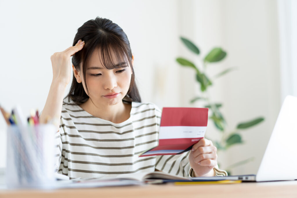 ゴキブリ駆除の高額請求でお金がない人
