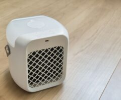 床に設置されたコンパクトなスポットクーラー