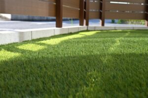 アイリスオーヤマで購入しようか迷っている人工芝