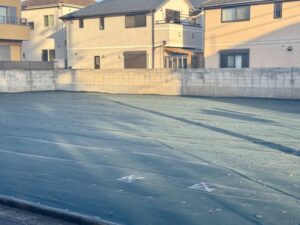 業者が施工した防草シート