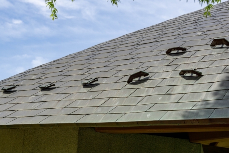 屋根の雪止めの種類をチェック