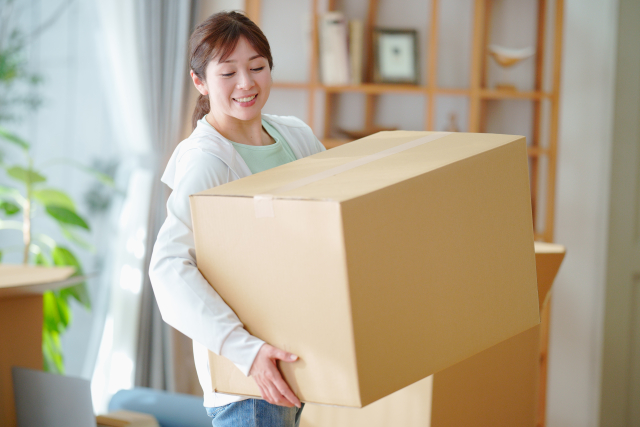 引っ越し業者は荷物が少ないと安くなる?おすすめプラン・費用・安く抑えるコツも徹底解説