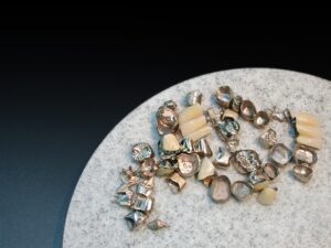 金パラ（金銀パラジウム合金）のおすすめ買取業者3選！相場・高く売るコツ・業者の選び方も解説