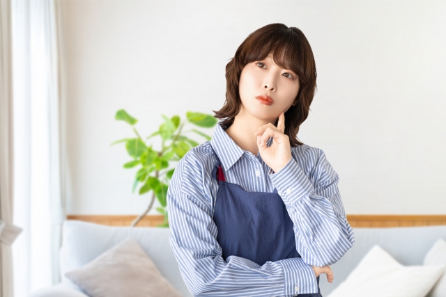 玄関灯交換でDIYできる作業は?資格が必要なケースと注意すべき点