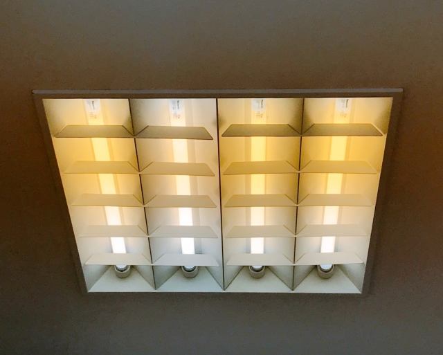 蛍光灯交換工事のおすすめ業者3選!全国対応の評判良好な業者を厳選