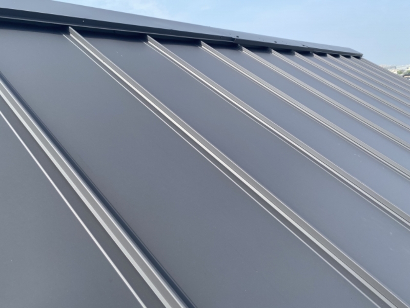 屋根板金工事の費用を計算