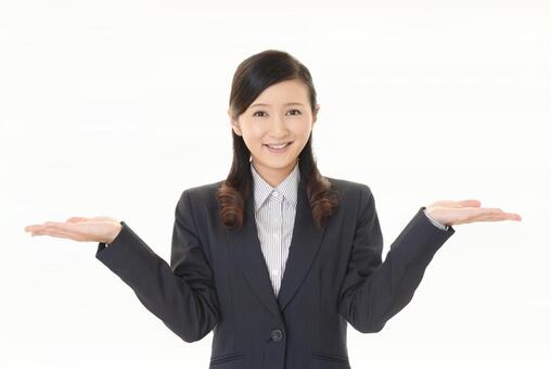 銀座で買取サービスを利用するなら業者がよいか質屋がよいか解説する人