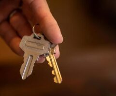 家の鍵を落として家バレしそうになった人