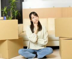 引越しの荷物は捨てた方が安いのか考える人