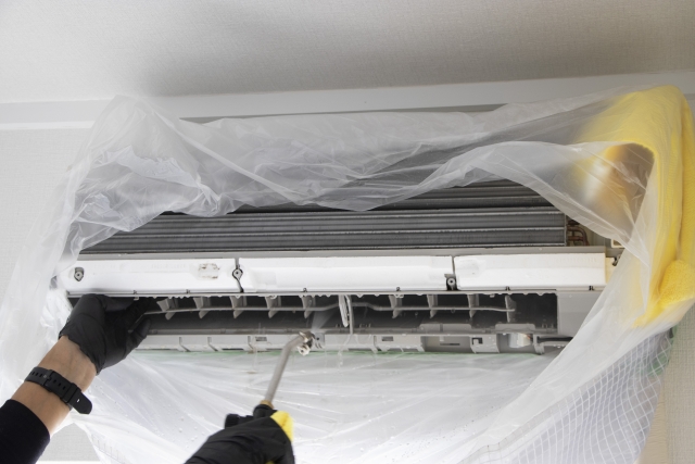 エアコンの大掃除のやり方パーフェクトガイド！どこまでやるか？注意点も詳しく解説！