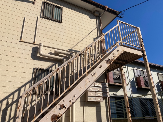 塗装費用を調べている鉄骨