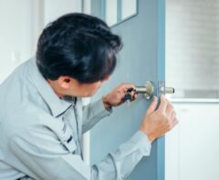 コミ良好のカギお助け本舗のスタッフ