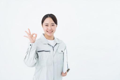 トイレのドアが外側から開かない際におすすめの業者スタッフ