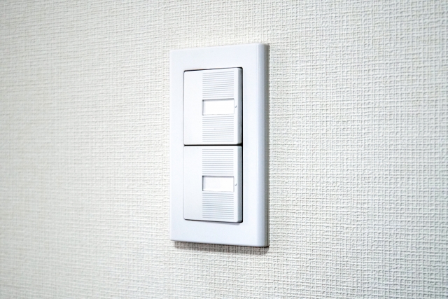 電気のスイッチが戻らない主な原因