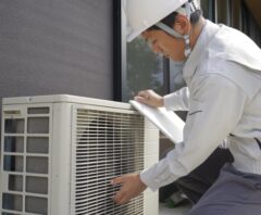 室外機が暖房中にうるさい原因は?危険な状態の見分け方と修理業者の探し方(アイキャッチ)