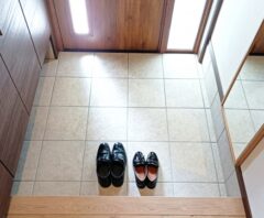 大掃除する予定の玄関