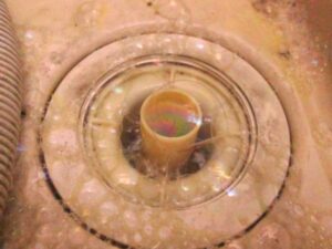 洗濯機の排水口がパイプユニッシュが効かなかった様子