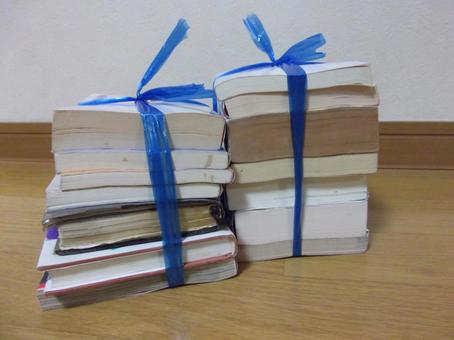 1000冊の本を引っ越し前に処分する様子