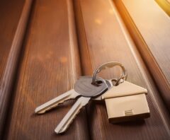 家の鍵がなくて出かけられない人の鍵