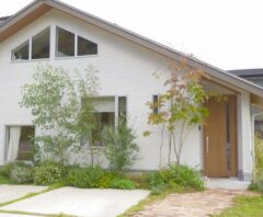 エクステリア工事で外観が整った戸建て住宅の全景