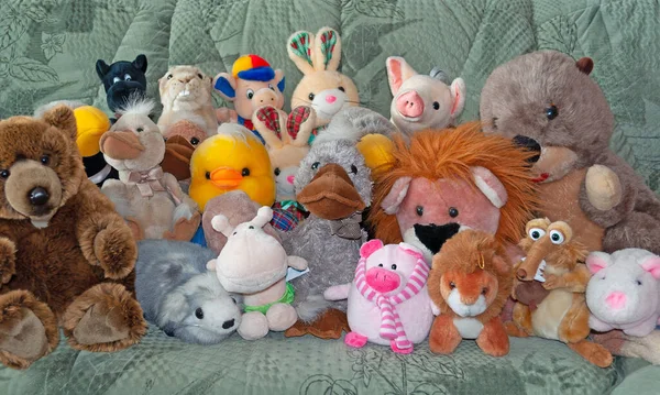 買取業者に売却する大量のぬいぐるみ