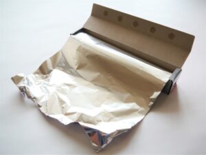 アルミホイルを使ったネズミ対策