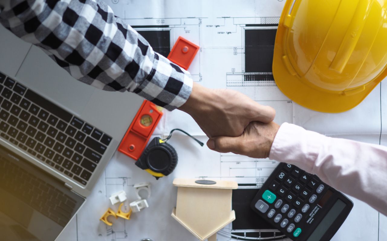 LANケーブル壁内配線交換を業者に依頼