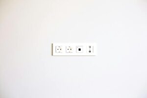 コンセントの異音