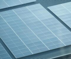 太陽光パネルの雨漏り