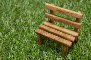 人工芝施工の下地は何がいい？おすすめの種類・正しい作り方・失敗しないポイントも徹底解説