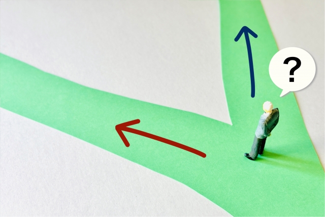 オフハウスとハードオフはどっちが高く売れる?ジャンル別で使い分け