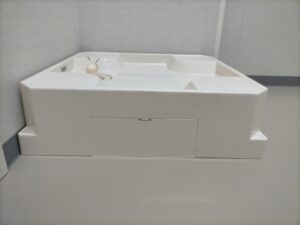 洗濯機下（防水パン）のヘドロ汚れ